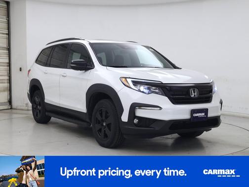 White 2022 Honda Pilot Trailsport
