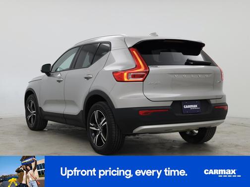2023 Volvo XC40 B5 Core