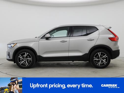 2023 Volvo XC40 B5 Core