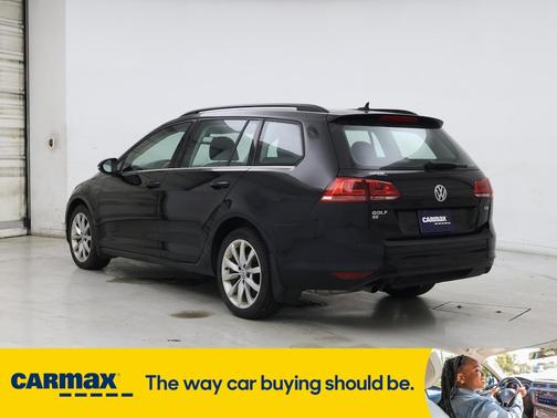 2017 Volkswagen Golf SE