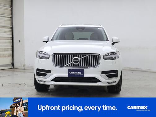 2023 Volvo XC90 B6 Plus