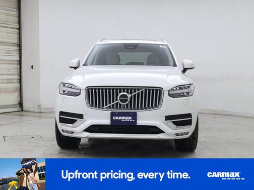 2023 Volvo XC90 B6 Plus