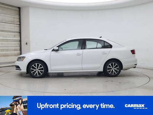 White 2017 Volkswagen Jetta SE