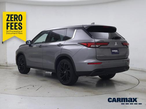 Gray 2022 Mitsubishi Outlander Black Edition