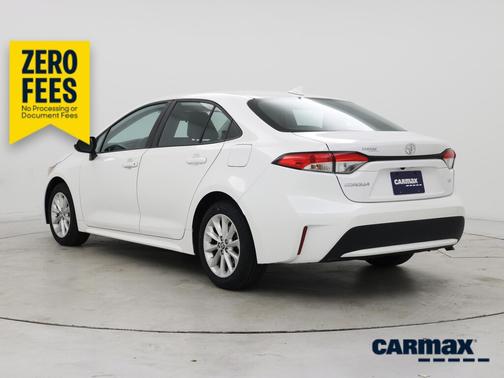 White 2020 Toyota Corolla LE