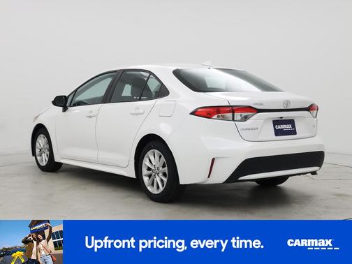 White 2020 Toyota Corolla LE