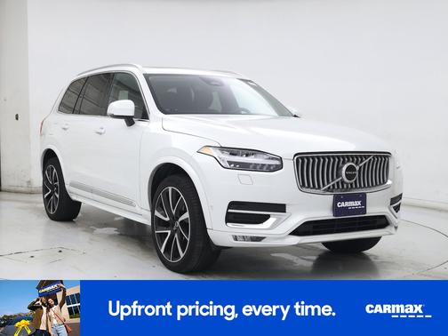 2023 Volvo XC90 B6 Plus