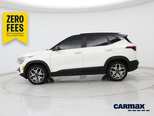 White 2023 Kia Seltos SX