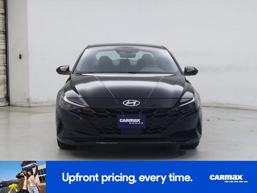 Black 2023 Hyundai ELANTRA SEL