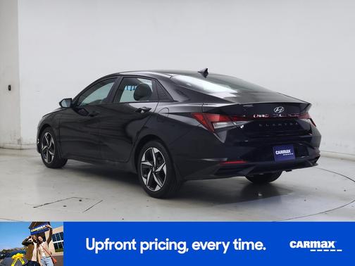 Black 2023 Hyundai ELANTRA SEL