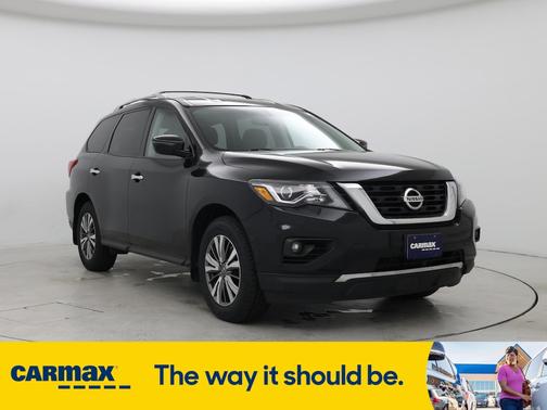 2018 Nissan Pathfinder SV