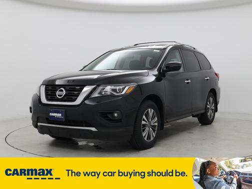 2018 Nissan Pathfinder SV