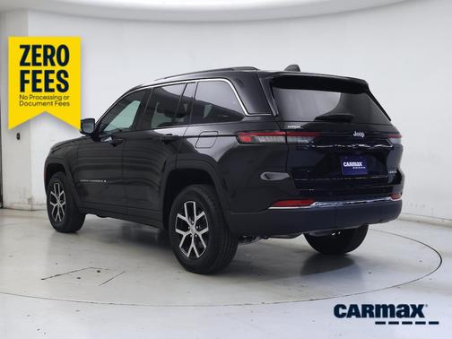 Black 2025 Jeep Grand Cherokee Limited