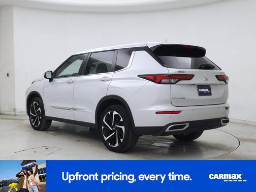 2022 Mitsubishi Outlander ES