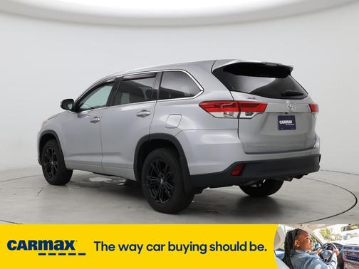 2017 Toyota Highlander LE
