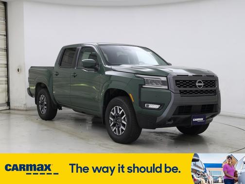 2025 Nissan Frontier SL