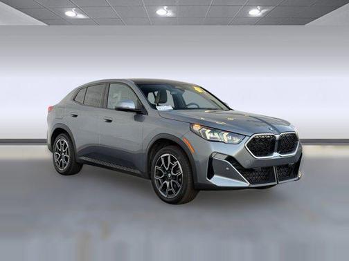 2025 BMW X2 xDrive28i