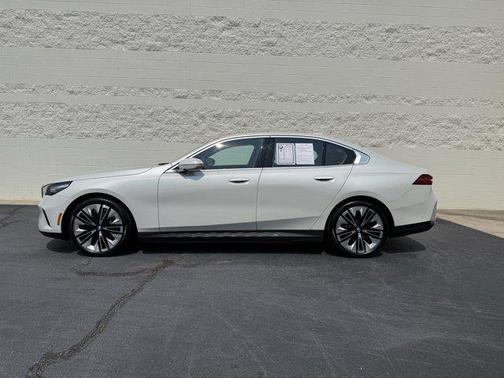 2024 BMW i5 eDrive40