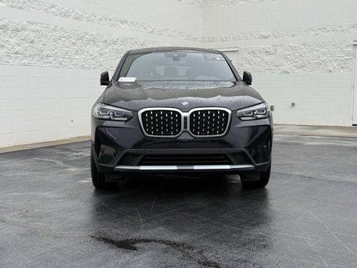 2024 BMW X4 xDrive30i