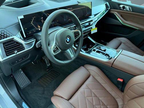 Brooklyn Grey Metallic 2026 BMW X5 xDrive40i