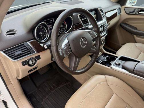 2014 Mercedes-Benz M-Class 4MATIC