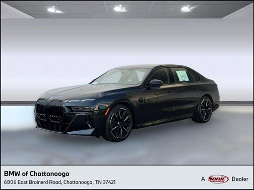 Black Sapphire Metallic 2026 BMW 740 740i