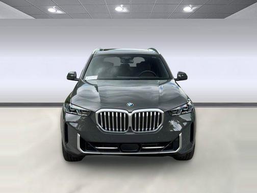 Dravit Grey Metallic 2026 BMW X5 xDrive40i