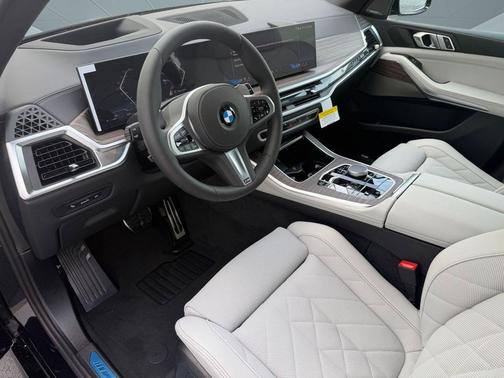 Carbon Black Metallic 2026 BMW X5 sDrive40i