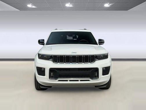 Bright White Clearcoat 2022 Jeep Grand Cherokee L Overland