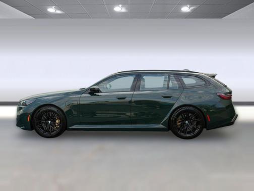 Special Order Color 2026 BMW M5 Base