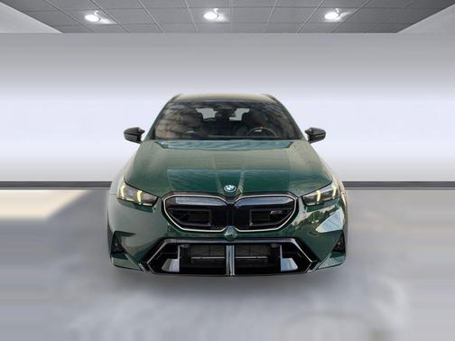 Special Order Color 2026 BMW M5 Base