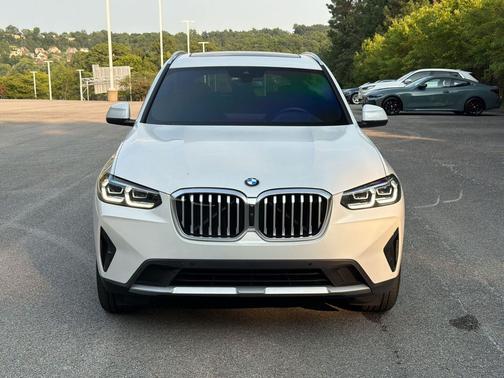 White 2023 BMW X3 xDrive30i