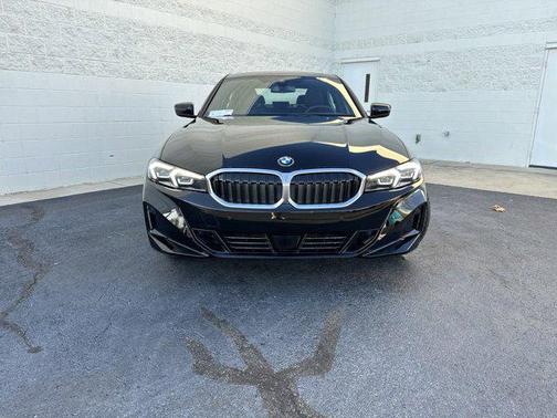 2025 BMW 330 i