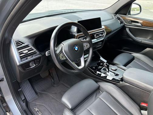Gray 2023 BMW X3 sDrive30i