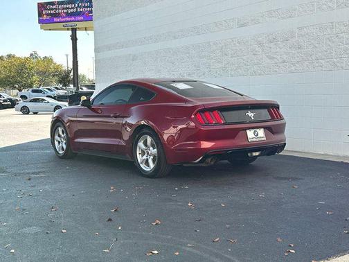 2017 Ford Mustang V6