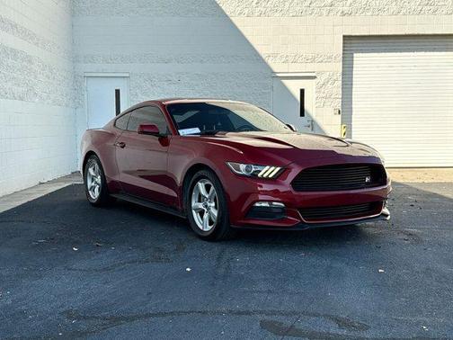 2017 Ford Mustang V6