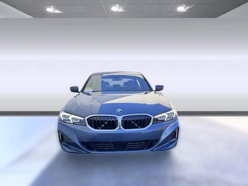 2025 BMW 330 i