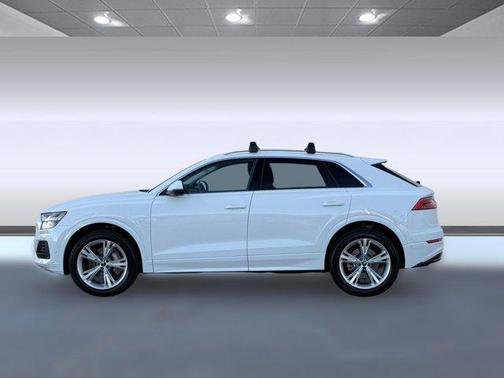 2023 Audi Q8 55 Premium Plus