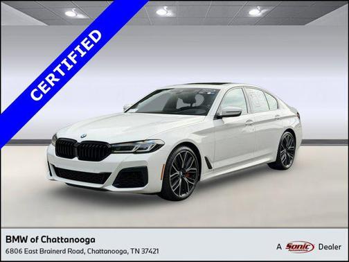 Alpine White 2023 BMW 540 i