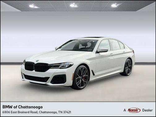 Alpine White 2023 BMW 540 i