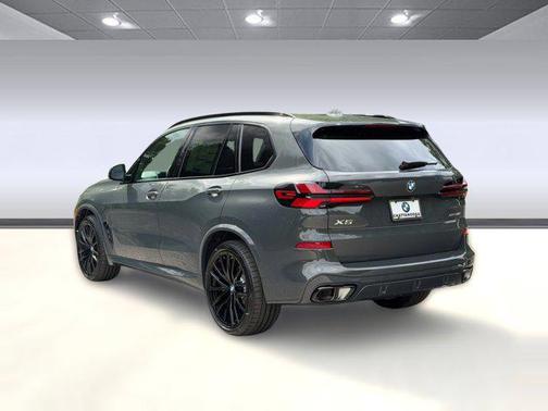 Dravit Grey Metallic 2026 BMW X5 xDrive40i