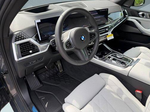 Dravit Grey Metallic 2026 BMW X5 xDrive40i