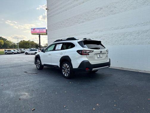 2025 Subaru Outback Touring XT