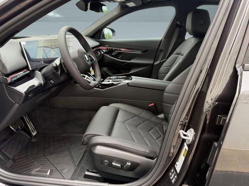 Dark Graphite Metallic 2027 BMW 530 i xDrive