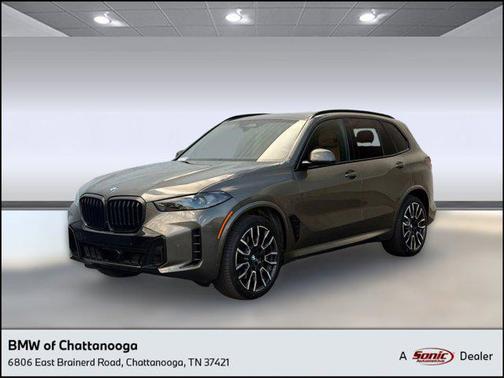 Manhattan Green Metallic 2024 BMW X5 xDrive40i