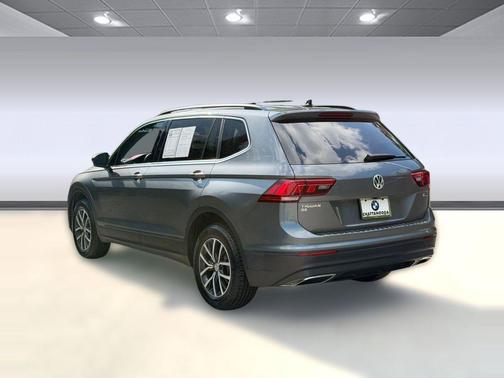 Platinum Gray Metallic 2019 Volkswagen Tiguan 2.0T SE 4MOTION