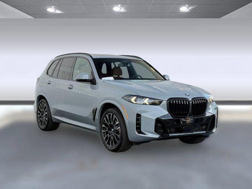Brooklyn Grey Metallic 2026 BMW X5 xDrive40i