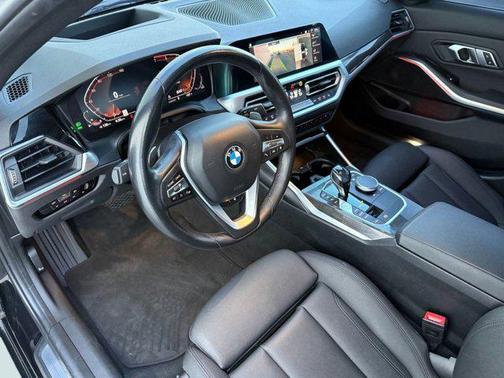 2020 BMW 330 i