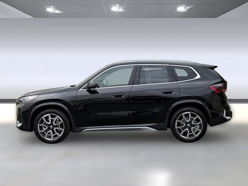 Jet Black 2026 BMW X1 xDrive28i