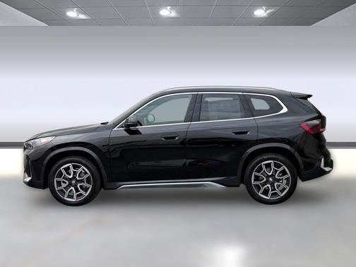 Jet Black 2026 BMW X1 xDrive28i
